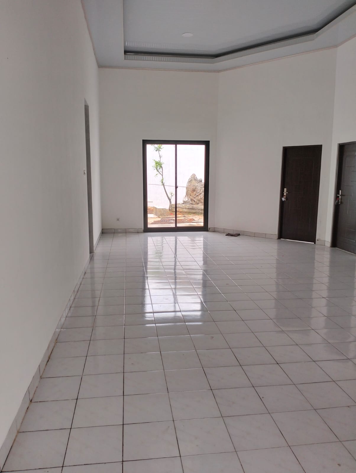 Rumah Disewakan di Taman Beverly Lippo Cikarang